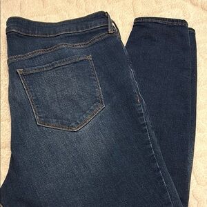 Old Navy Rockstar Super Skinny Jeans